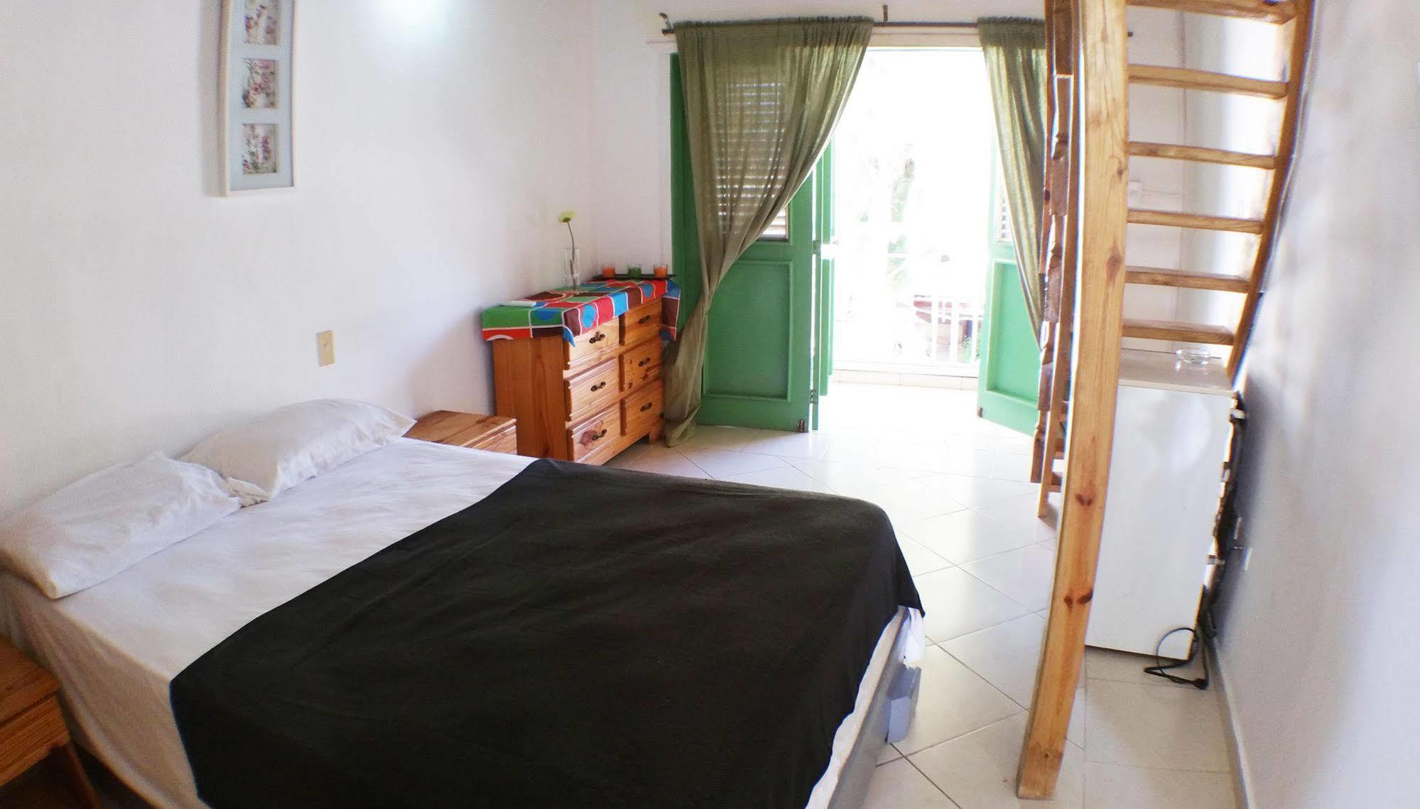 Hotel Los Pinos لاس تاريناس المظهر الخارجي الصورة